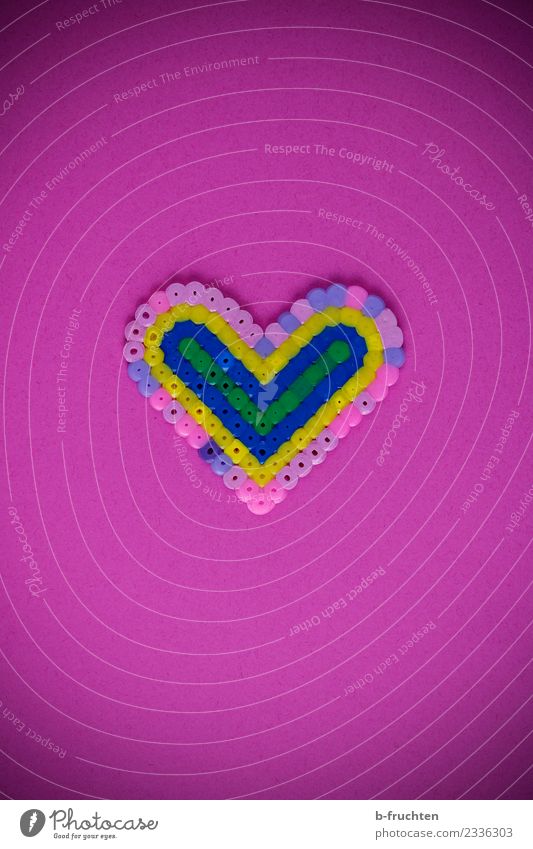 A Heart of Iron Beads Lifestyle Plastic Build Love Friendliness Happiness Eroticism Pink Friendship Infatuation Romance beads Heart-shaped Studio shot Detail