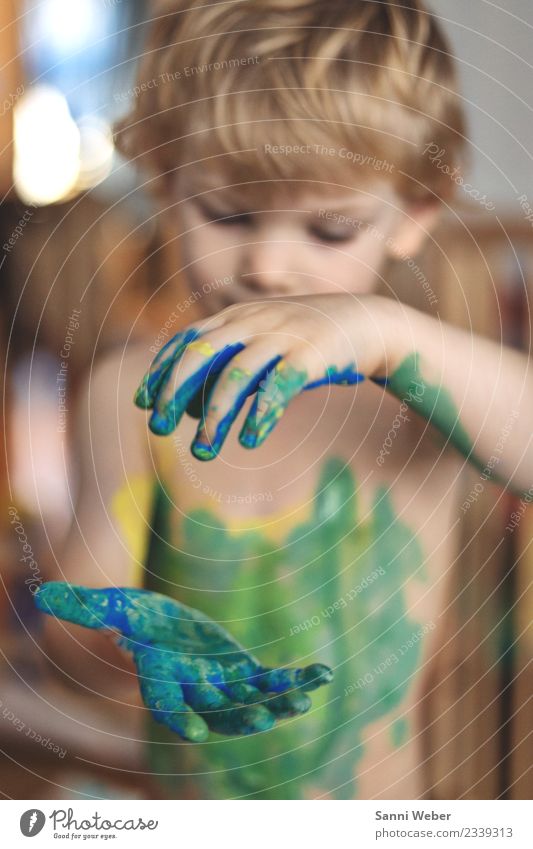 color experience Human being Toddler Body Skin Head Hair and hairstyles Face Arm Hand Fingers 1 1 - 3 years Movement Discover Playing Dance Joy