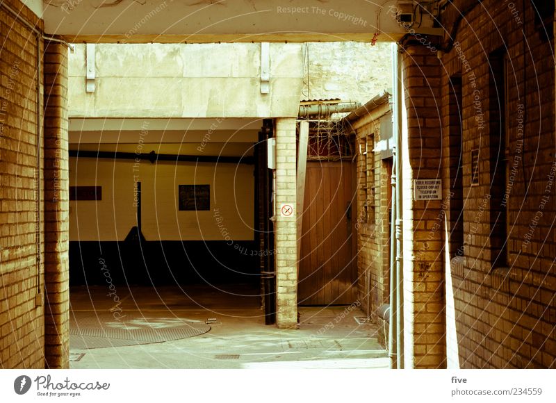 oxford touristic area House (Residential Structure) Wall (barrier) Wall (building) Window Door Dark Cold England Parking lot Brick Colour photo Exterior shot