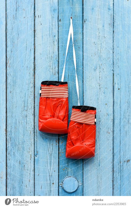 red leather boxing gloves Sports Success Leather Gloves Wood Old Hang Retro Blue Red Power Idea Protection Boxing Bangle Hanging pair door equipment vintage