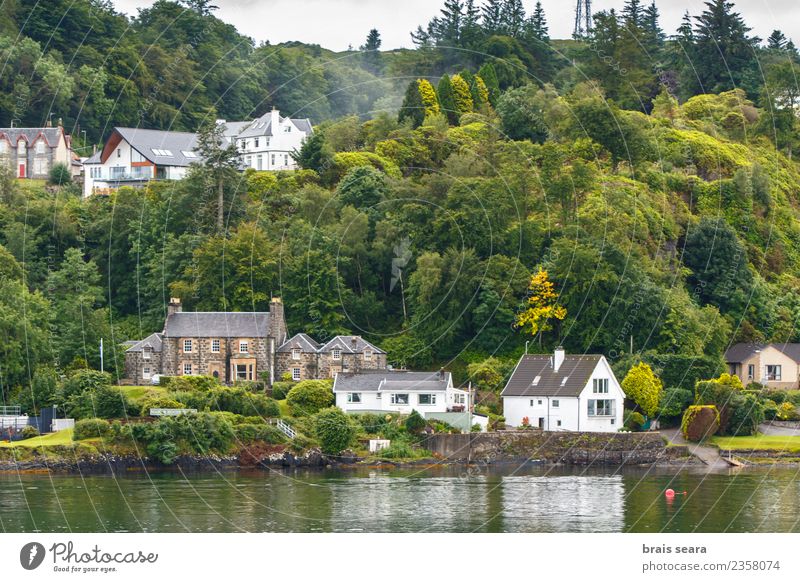 Oban town Lifestyle Vacation & Travel Tourism Beach Ocean House (Residential Structure) Landscape Coast Bay Fishing village Town Skyline Harbour Building