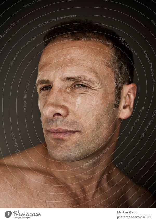 man Human being Masculine Man Adults Head Face 1 30 - 45 years Power Nose Colour photo Studio shot Artificial light Portrait photograph Looking into the camera