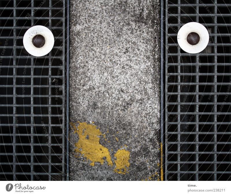 small-town jungle Face Street Concrete Rust Yellow Colour Grating Dye Screw washers Shaft Covers (Construction) Colour photo Subdued colour Bird's-eye view