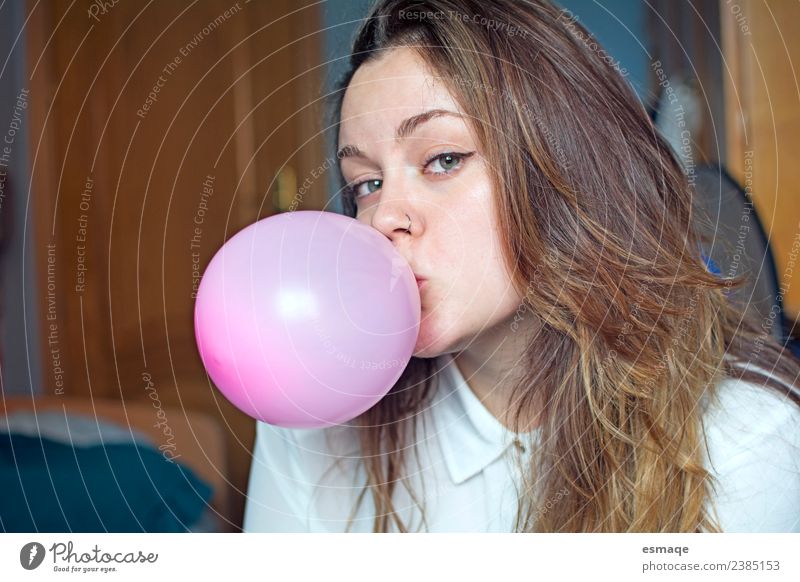 Young woman with Bubble gum Lifestyle Beautiful Human being Youth (Young adults) Authentic Friendliness Happiness Cute Positive Rebellious Crazy Feminine