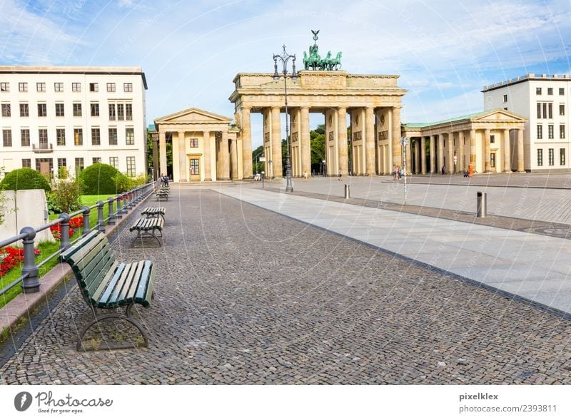 Brandenburg Gate Vacation & Travel Tourism Trip Sightseeing City trip Summer Berlin Downtown Berlin Germany Europe Town Capital city Deserted