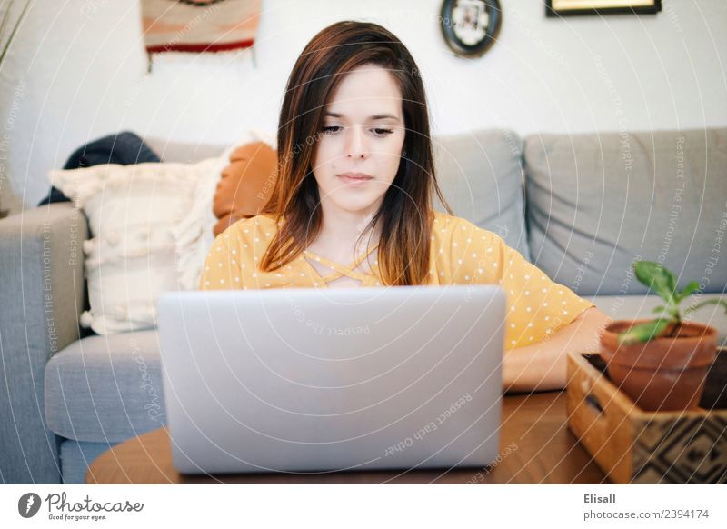 Woman blogger using computer at home Lifestyle Shopping Leisure and hobbies Education Adult Education Work and employment Office work Economy Industry Trade