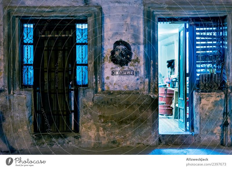 a house at night in Havana Cuba Night shot Long exposure House (Residential Structure) Architecture Dark Illuminate Light Lighting Vacation & Travel