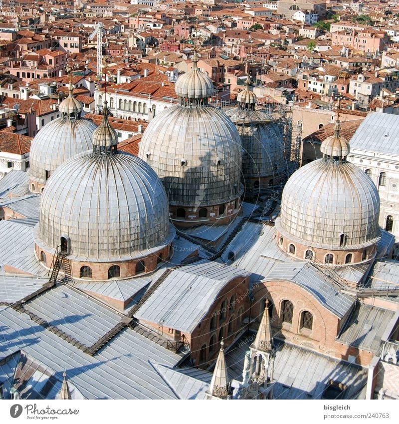 Basilica di San Marco / Venice I Italy Europe Town Port City Downtown Old town Church Dome Roof Domed roof Tourist Attraction Basilica of San Marco