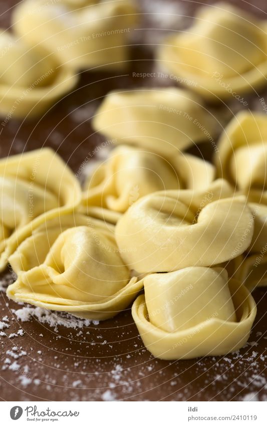 Raw Tortellini Dough Baked goods Dry food tortelloni pasta stuffed filled cooking Italian form Mediterranean Flour Vertical ingredient uncooked shape