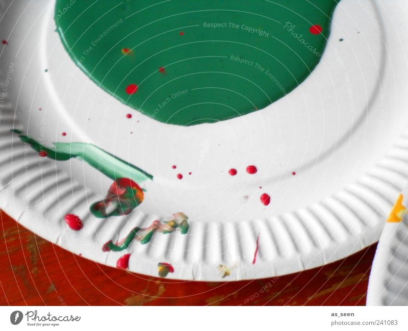green Plate Leisure and hobbies Art Decoration Make Esthetic Dirty Fluid Original Round Green Red White Determination Passion Colour Idea Uniqueness Creativity
