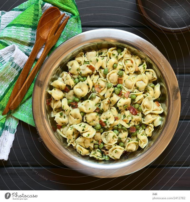 Tortellini Salad with Peas and Bacon Meat Vegetable Dough Baked goods Fresh pasta filled stuffed Parsley food Meal Dish Italian cooking tortelloni Rustic