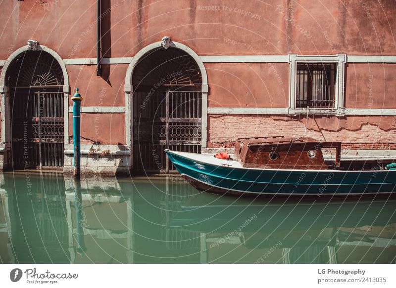 Italian town of Treviso Vacation & Travel Climate Tree River Building Street Watercraft Hang Blue Italy colourful pastel European italia wall Venice sile comune