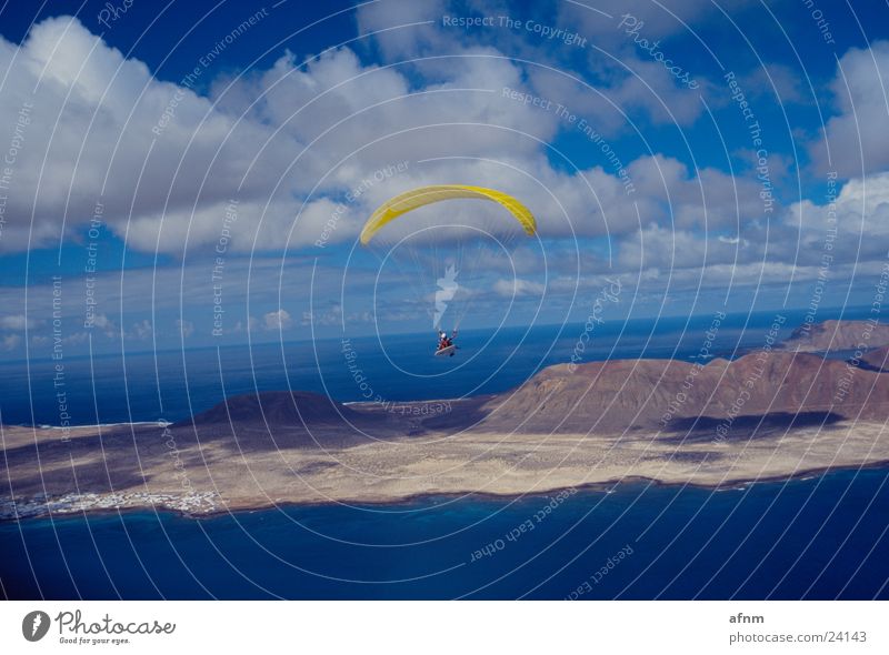 Approaching Lanzarote Flying sports Paraglider Ocean Sports Nova Umbrella Island