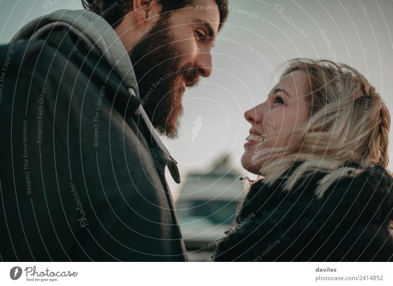 Bearded man and blonde woman looking to each other lovely Lifestyle Human being Young woman Youth (Young adults) Young man Couple Partner 2 18 - 30 years Adults