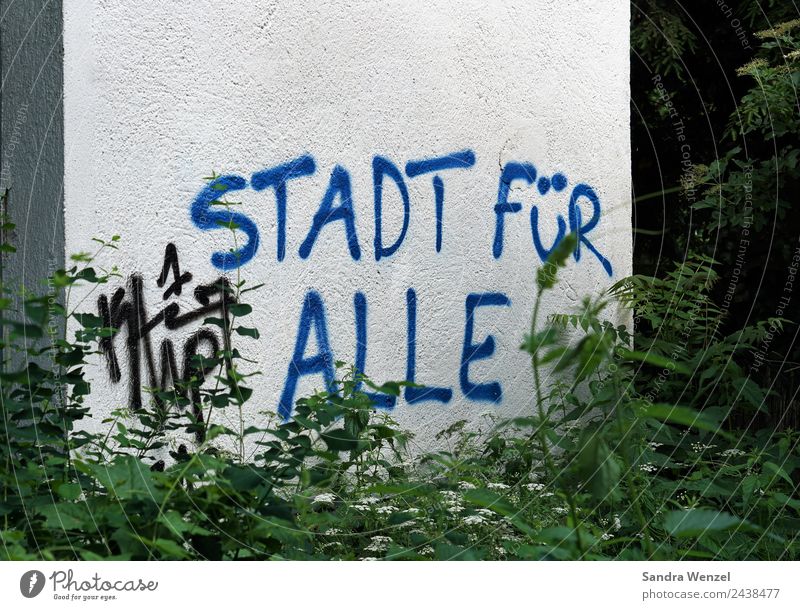 City for all! Frankfurt Small Town Capital city Hut Wall (barrier) Wall (building) Characters Write Blue Together Peaceful Hospitality Humanity Solidarity Help