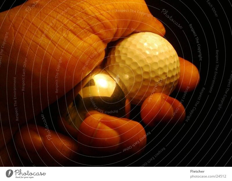 Golf Ball Silver Ball Hand Golf ball Silver globe Reflection Fingers Photographic technology Sphere reflexion Calm