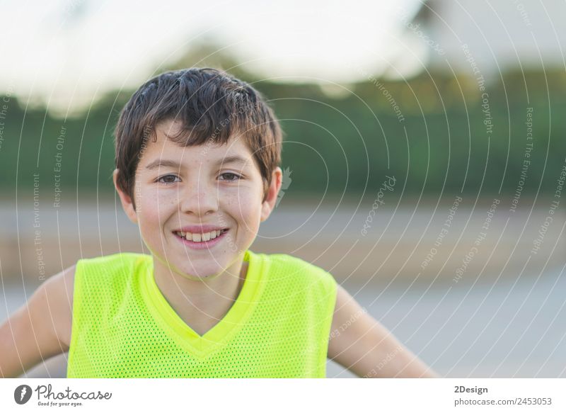 oung teen wearing a yellow basketball sleeveless smiling Lifestyle Joy Happy Relaxation Summer Sports Child Human being Boy (child) Young man