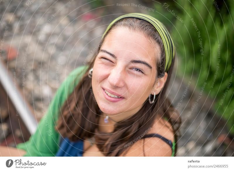 Portrait of a beautiful young woman outdoor smiling Human being Feminine Young woman Youth (Young adults) Woman Adults Head 1 13 - 18 years 18 - 30 years