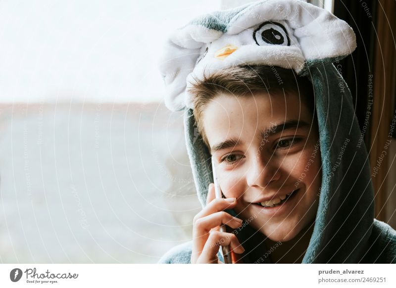 child dressed up talking on the phone Lifestyle Happy Face Entertainment Child Telephone Cellphone PDA Notebook Technology Human being Boy (child)
