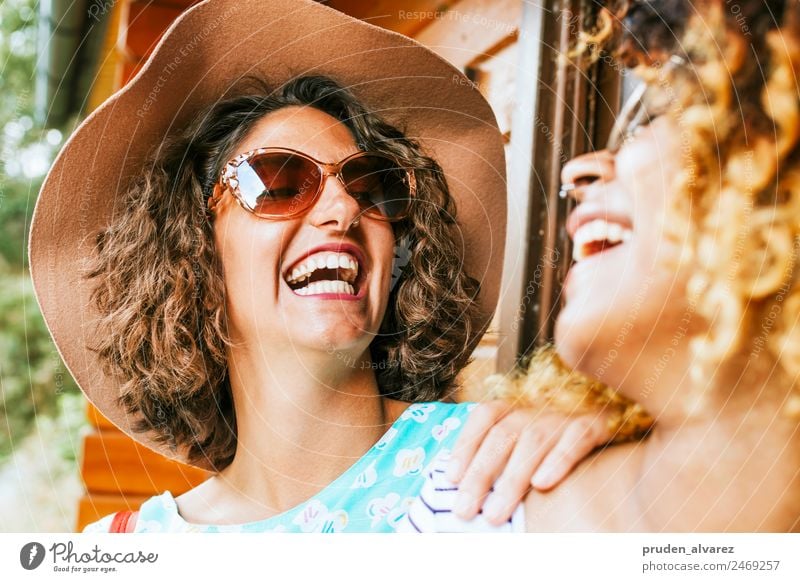 friends laughing out loud Joy Happy Summer Sun Company Feminine Woman Adults Friendship Partner Group Street Fashion Smiling Laughter Cool (slang) Modern