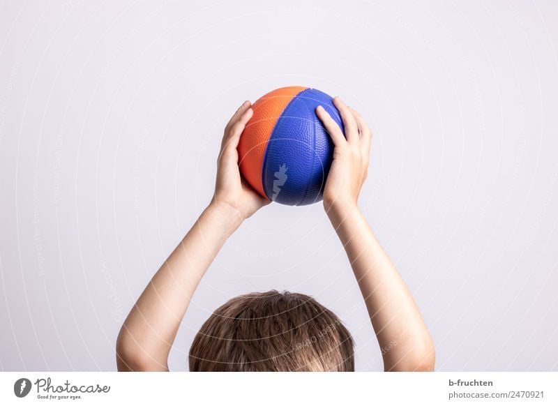ball game Sports Ball sports Child Head Hair and hairstyles 3 - 8 years Infancy To hold on Playing Leisure and hobbies Joy Tall Movement Colour photo