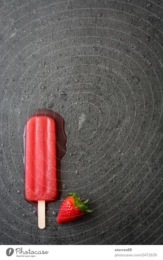 Strawberry popsicle Food Fruit Dessert Ice cream Candy Fresh Cold Sweet Red Black Summer Strawberry ice cream Frozen Holiday season Tropical Slate Tasty