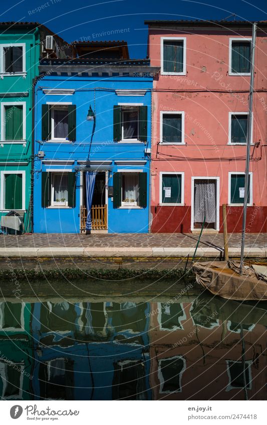 neighbors Vacation & Travel Trip Sightseeing City trip Summer vacation Burano Venice Italy Village Fishing village Old town Deserted