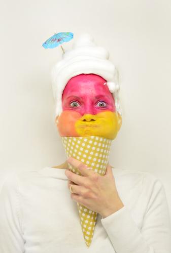 Who wants a lick? Food Ice cream Nutrition Human being Young woman Youth (Young adults) Woman Adults 1 18 - 30 years Funny Crazy Bizarre Ice-cream cone