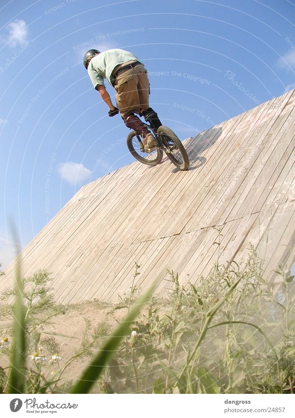 At the Wallride Motorcyclist Bicycle Cycling Mountain bike Youth (Young adults) Leisure and hobbies Summer Extreme sports dirt biking BMX bike
