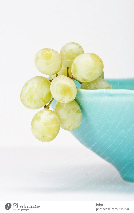 grapes Food Fruit Nutrition Organic produce Vegetarian diet Diet Fresh Healthy Green Bunch of grapes Bowl Colour photo Studio shot Close-up Detail