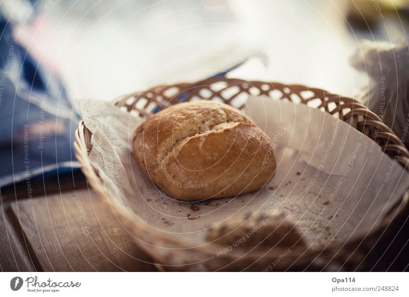 Lonely roll Food Dough Baked goods Bread Roll Nutrition Breakfast "Food Basket Bread basket braided" Colour photo Subdued colour Close-up Detail Deserted