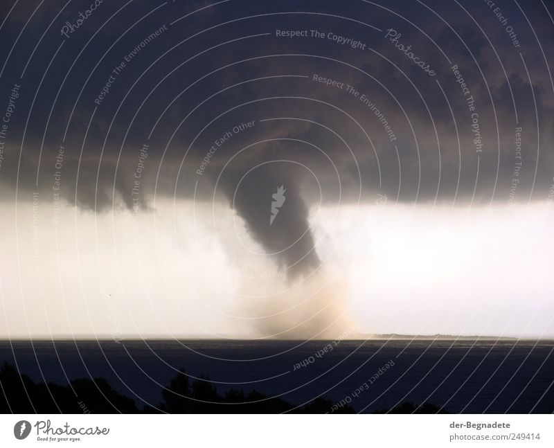 tempest Environment Elements Water Sky Clouds Storm clouds Horizon Climate Climate change Weather Gale Thunder and lightning Coast Ocean Island