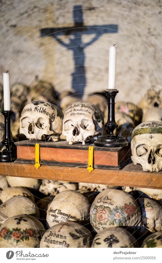 Ossuary Hallstatt Vacation & Travel Tourism Sightseeing Village Fishing village Overpopulated Church Old Authentic Exceptional Dark Exotic Curiosity Sadness