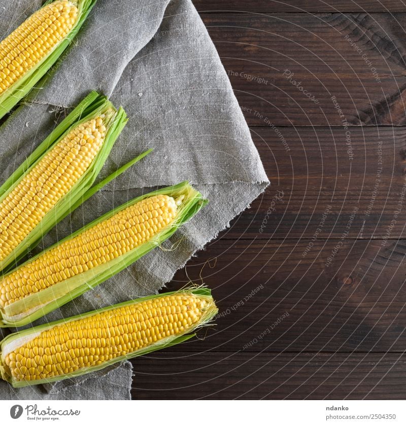 fresh ripe corn cobs Food Vegetable Nutrition Vegetarian diet Table Nature Plant Leaf Wood Eating Fresh Natural Above Brown Yellow Gold Gray agriculture