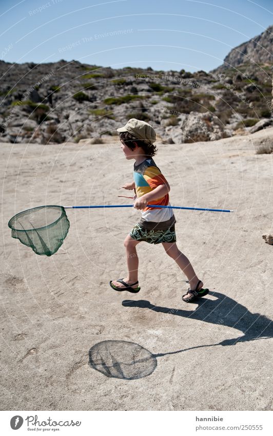 play catch Leisure and hobbies Playing Fishing (Angle) Vacation & Travel Summer Summer vacation Human being Child Boy (child) Infancy 1 3 - 8 years