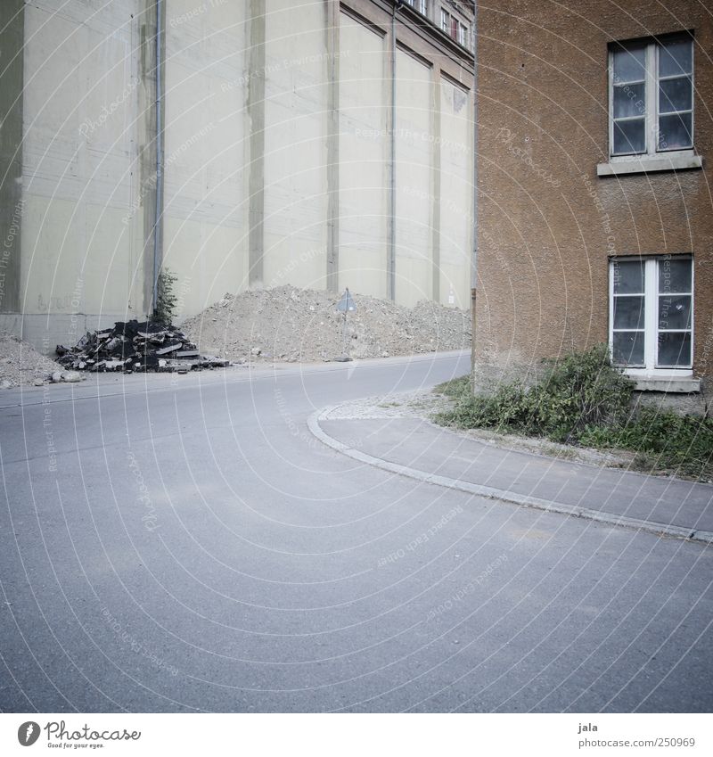 CHAMANSÜLZ | trostsülzistan House (Residential Structure) Detached house Manmade structures Building Street Crossroads Gloomy Colour photo Exterior shot