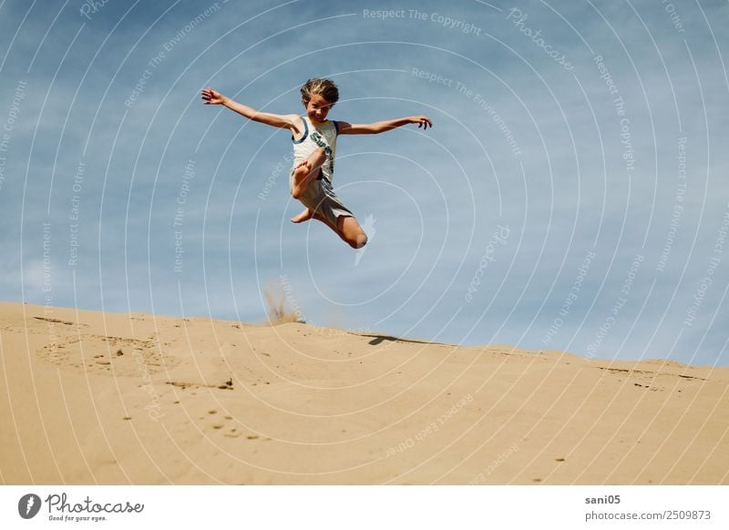 superjump Lifestyle Athletic Vacation & Travel Adventure Summer Boy (child) Body 1 Human being 8 - 13 years Child Infancy Climate Desert Sand Jump Infinity