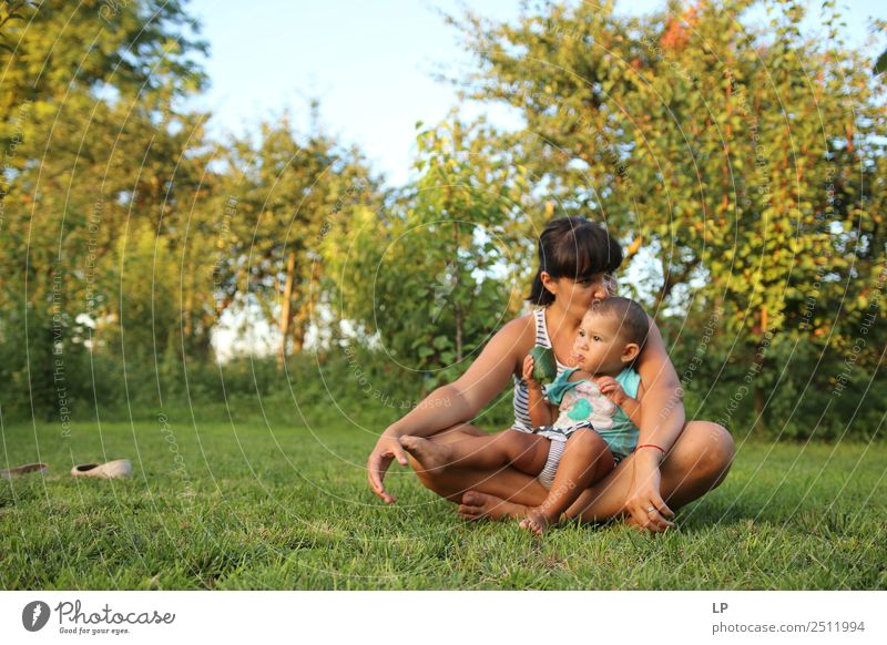mother and child 1 Lifestyle Style Joy Well-being Contentment Senses Mother's Day Parenting Education Human being Feminine Child Baby Toddler Young woman