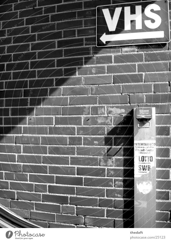 Michaelplatz Wall (barrier) Escalator Industry Shadow Sun Black & white photo Signs and labeling Arrow emergency stop light case