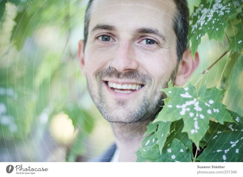 [CHAMANSÜLZ 2011] lovely laughing Masculine Young man Youth (Young adults) Head Mouth 18 - 30 years Adults 30 - 45 years Smiling Authentic Piercing Maple tree