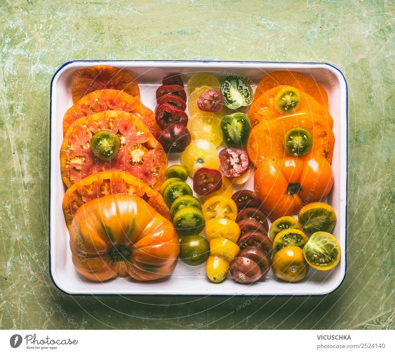 Colourful sliced tomatoes Food Vegetable Nutrition Lunch Organic produce Vegetarian diet Diet Crockery Style Design Healthy Eating Table Tomato Multicoloured