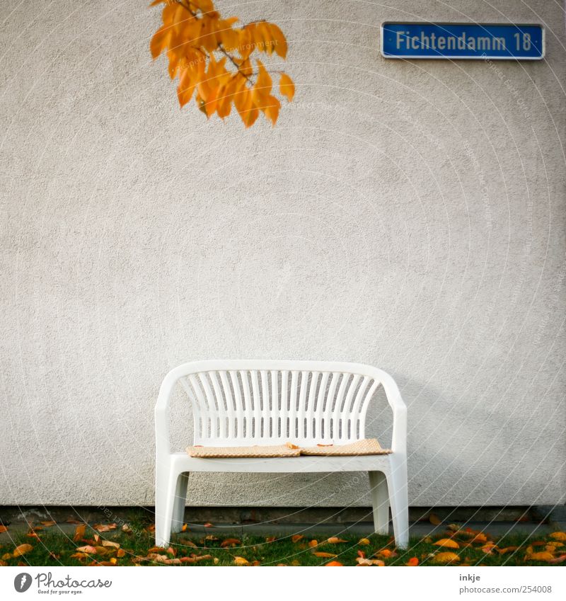 Mr. and Mrs. Schultze live at Fichtendamm 18. Living or residing Flat (apartment) House (Residential Structure) Garden Front garden Autumn Leaf Deserted