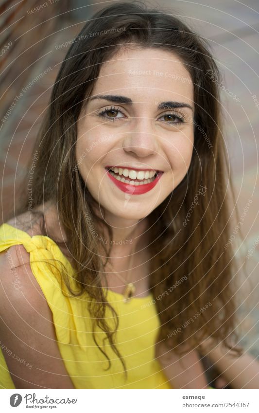 portrait of young and smiling woman Lifestyle Healthy Health care Wellness Young woman Youth (Young adults) 1 Human being Fashion Smiling Laughter Beautiful