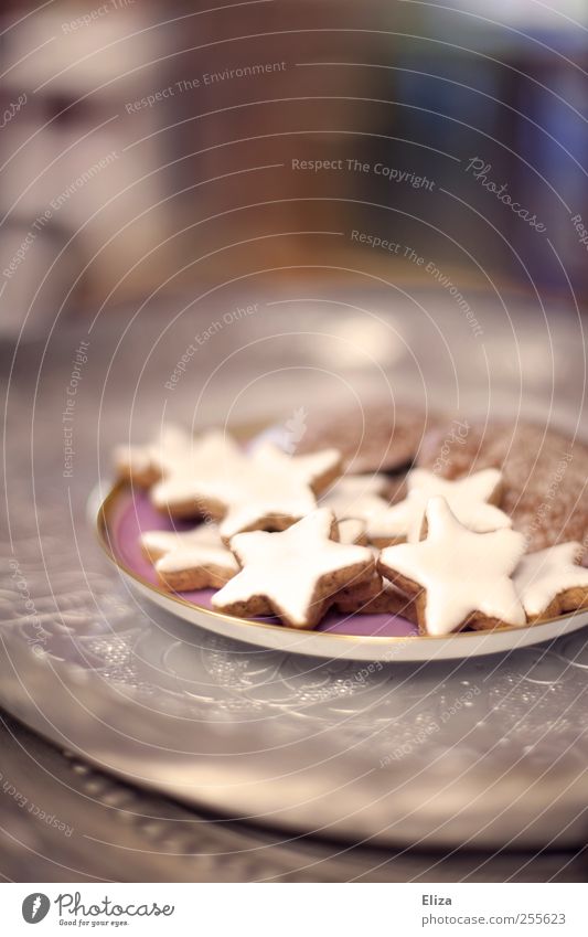 Snacking allowed To have a coffee Cookie Star cinnamon biscuit Gingerbread Delicious Christmas & Advent Nutrition Beautiful Baked goods Christmas platter Candy