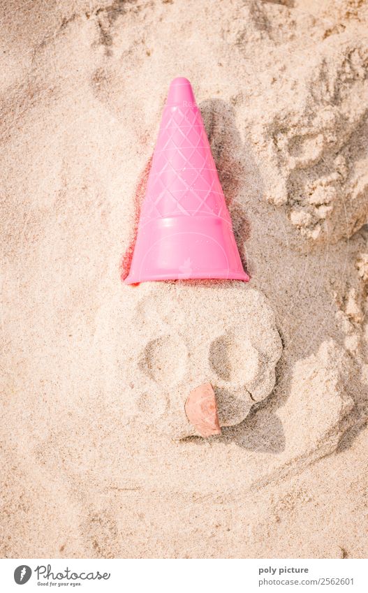 Funny face made of sand Happy Leisure and hobbies Playing Vacation & Travel Tourism Trip Freedom Summer Summer vacation Sunbathing Spring Autumn Coast Lakeside
