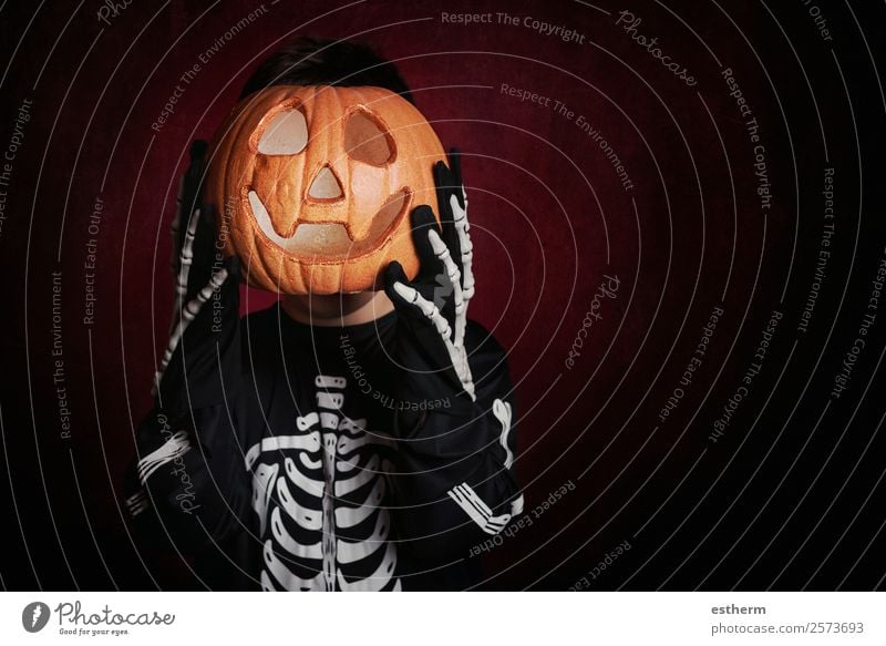 boy in skeleton costume on halloween Lifestyle Joy Medical treatment Feasts & Celebrations Hallowe'en Human being Masculine Child Toddler Infancy 1 8 - 13 years