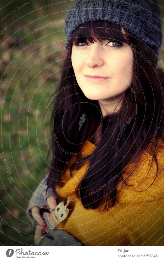 smiling Feminine Young woman Youth (Young adults) 1 Human being 18 - 30 years Adults Sweater Jewellery Cap Black-haired Brunette Long-haired Bangs Smiling