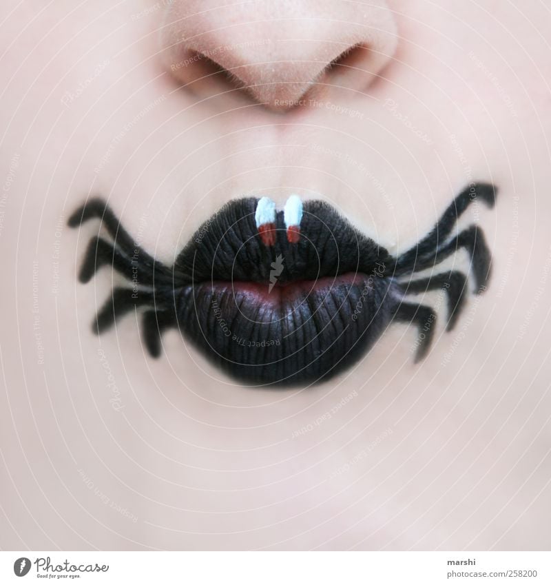 black widow Human being Skin Face Mouth Lips Animal Spider Black Disgust Fear Spider legs Make-up Painted Painting (action, artwork) Symbols and metaphors