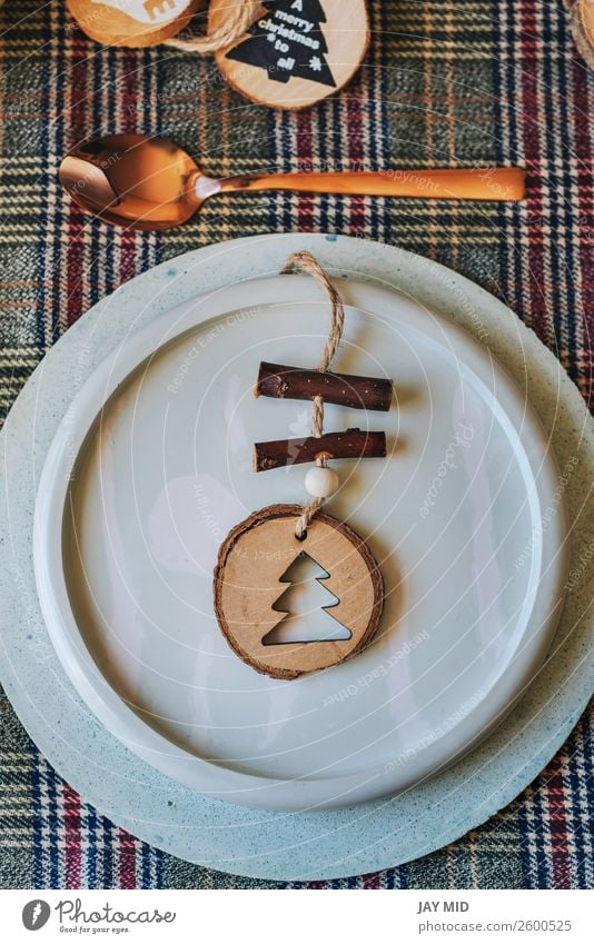 Christmas copper table setting decorated with wooden ornaments Dinner Plate Happy Decoration Table Restaurant Feasts & Celebrations Thanksgiving
