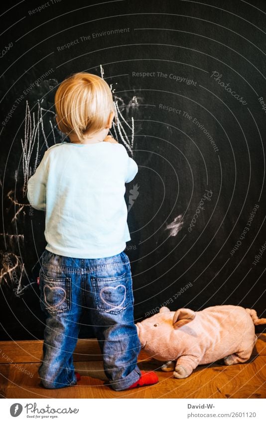Little Artist Elegant Style Parenting Education Study Blackboard Child Toddler Girl Boy (child) Infancy Life 1 Human being 1 - 3 years Draw Joy Contentment